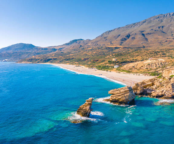 

Triopetra;
